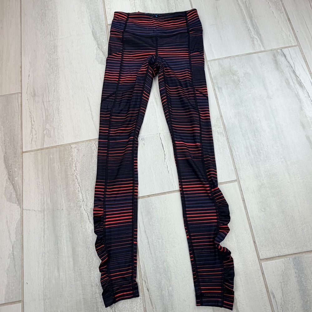 Lululemon Red Blue Black Striped Ruched Running Tights Pockets Size 2
